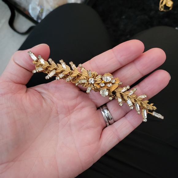 Vintage Gold Tone‎ with Rhinestones Brooch main image 15
